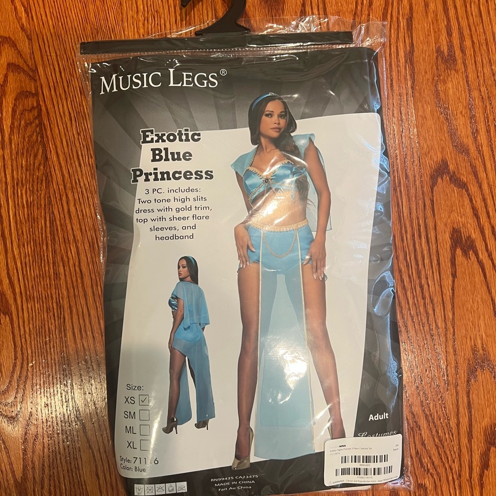FASHION NOVA “Exotic Blue Princess” Princess Jasmine Halloween Costume